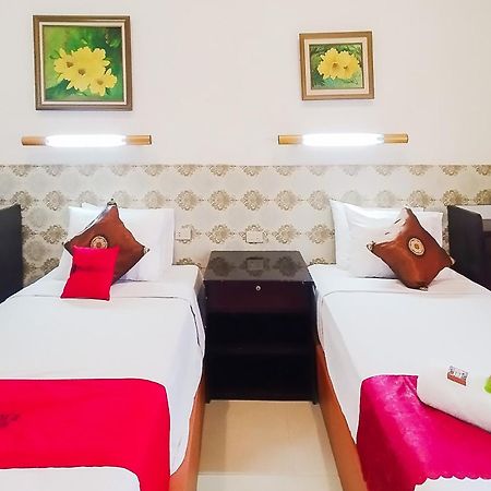 Reddoorz Near Focal Point Medan Hotel Sunggal ภายนอก รูปภาพ