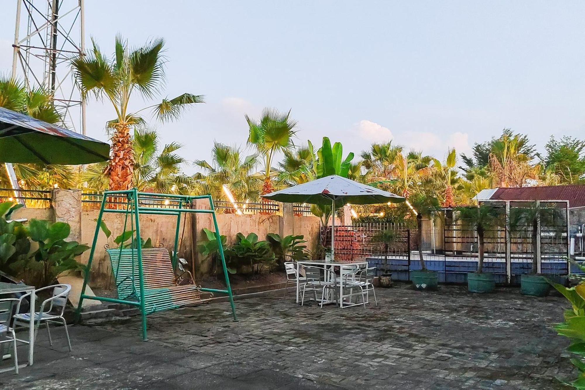 Reddoorz Near Focal Point Medan Hotel Sunggal ภายนอก รูปภาพ